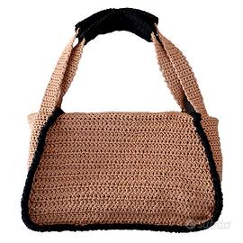 borsa handmade uncinetto nocciale nero due manici