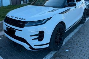 Range rover evoque r dynamic hybrid