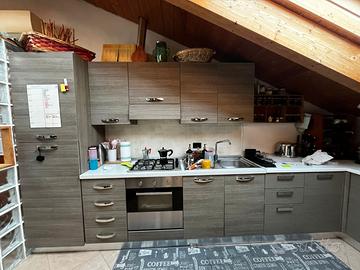 Cucina completa 2 composizioni abbinate