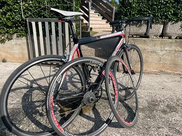 Bici da corsa BASSO LAGUNA