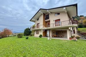 VILLA SINGOLA A CAROBBIO DEGLI ANGELI