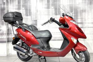 Kymco Grand Dink 250