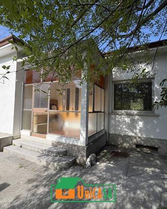Villa di 80 m² con 3 locali e box auto doppio a Mo