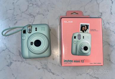 Polaroid instax mini 12