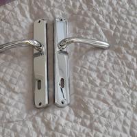 maniglie delle porte  