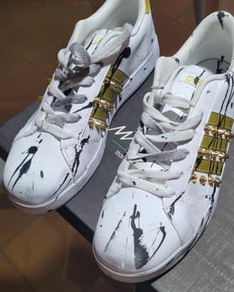 Adidas gold paint mimanera