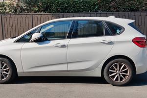 BMW 216 A.T Advantage