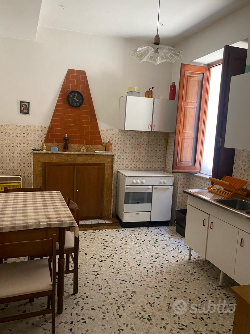 Appartamento al piano terra con magazzino 85 mq - Vista 6