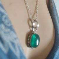 collana smeraldo in argento e acciaio 