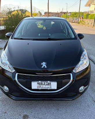 Peugeot 208 1.4 HDi 68CV 5 porte Allure