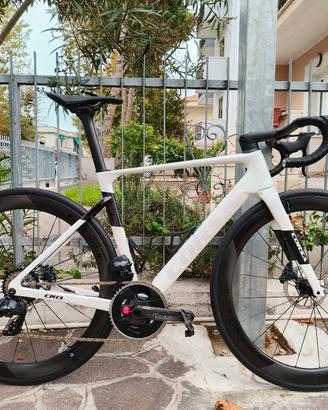 Bicicletta in carbonio tg.L nuova 