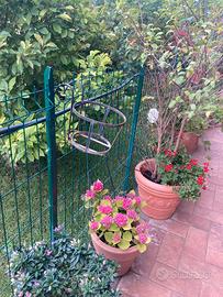 PANNELLI METALLICI E CANCELLETTO PER GIARDINO