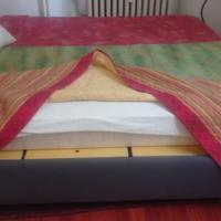 Letto matrimoniale flou in tessuto