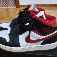 Air Jordan 1 mid gym red