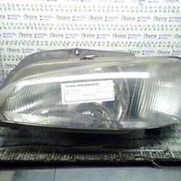 PROIETTORE SX. PEUGEOT 106 (03/96-04/04) 6204P4