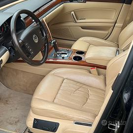 Dovumenti svizzeri. Phaeton 3.0 diesel 2005 4x4