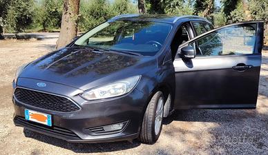 Ford focus 2016 in perfette condizioni