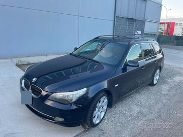 BMW 530xd Touring 235CV Automatico - xDrive