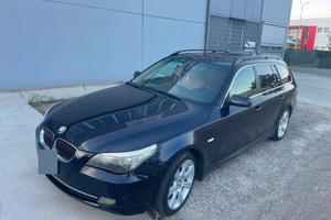 BMW 530xd Touring 235CV Automatico - xDrive