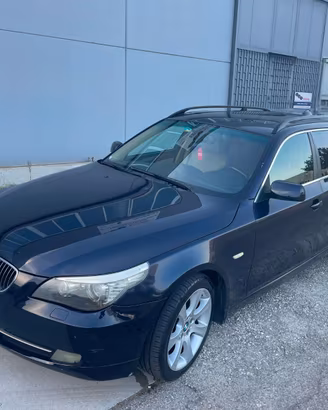 BMW 530xd Touring 235CV Automatico - xDrive