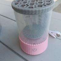 Pulitore per  pennelli  da trucco