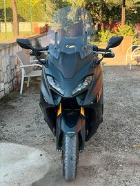 YAMAHA T MAX 560 TECH MAX