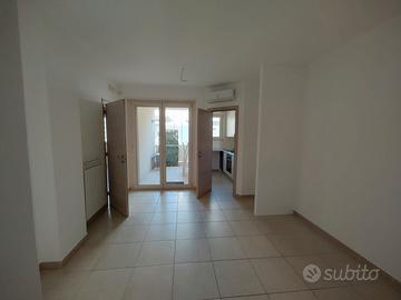 Appartamento 80 mq con garage in centro a Mesagne