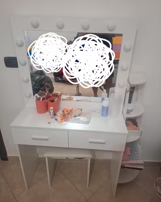 Scrivania postazione trucco make up