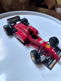 Ferrari F310 F1 1996 M. Schumacher 1/24 BBURAGO