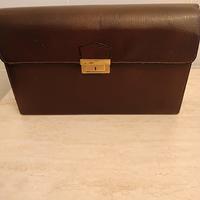 necessaire da viaggio 