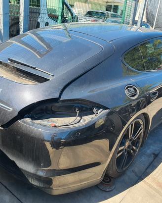 Porsche Panamera 3.0 diesel Cod motore mcrcc 2013 
