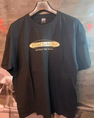 T-shirt surf “If You Surf You Don’t Work” nera XL