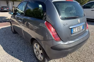 Lancia Ypsilon 1.2 Oro