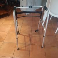  carrello deambulatore 
