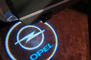 Una luce che stupisce per tuo Opel.