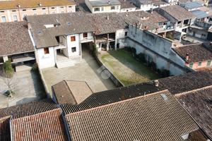 2 LOCALI A BARBARIGA
