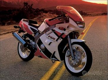 Yamaha FZR 600