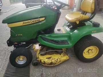 Trattorino tagliaerba hohn deere x304 Rotto