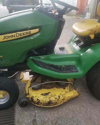 Trattorino tagliaerba hohn deere x304 Rotto