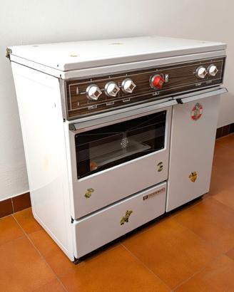Cucina a Gas con Forno Elettrico - Indesit Vintage