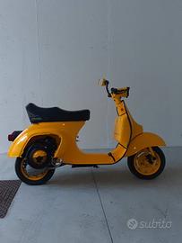 Vespa special 50