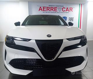 Alfa Romeo Junior 1.2 145 CV Hybrid eDCT6 Q4