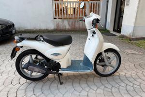 Scarabeo 50 cc De Luxe
