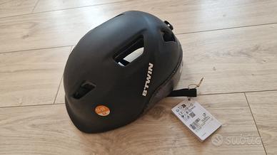 casco btwin tagglia M