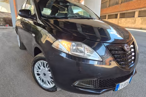 LANCIA Y 900 GAS (METANO) PERFETTA IN TUTTO DEL 20