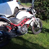 Benelli BN 125