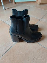 Stivaletti donna Bershka 