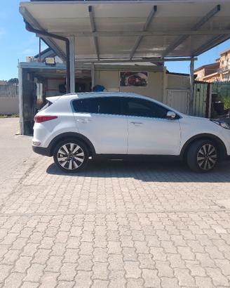 Kia Sportage anno 2017 bianco perlato 