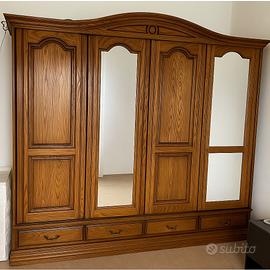 Armadio in legno