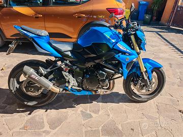 Suzuki GSR 750 ABS 2016